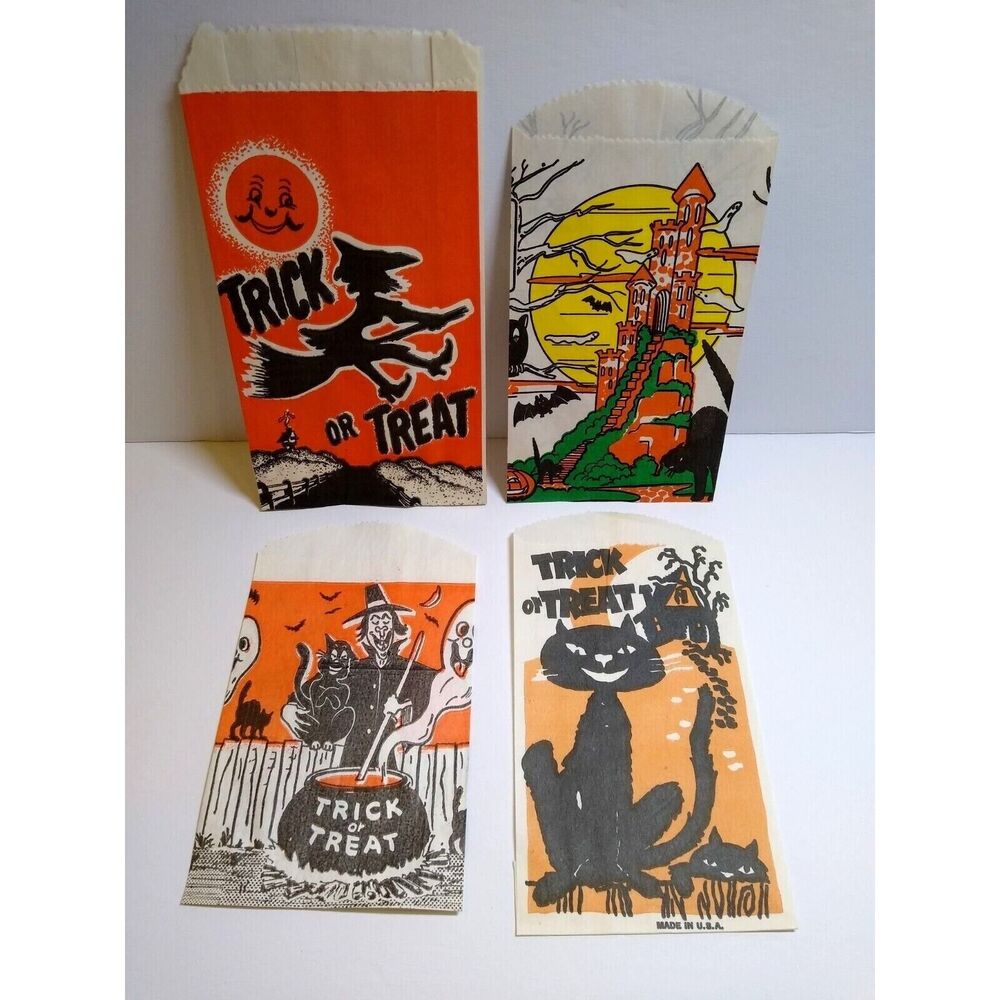 Halloween Candy Treat Bags Haunted House Witches Black Cats Cauldron Ghost Bats